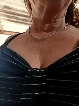Sexy-Woman-Mature online show from 12, 10, 2025
