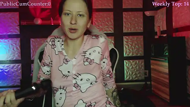 Snapshot of SweetSeraphine chatting on 3, 12, 2025 SweetSeraphine online show from 3, 12, 2025