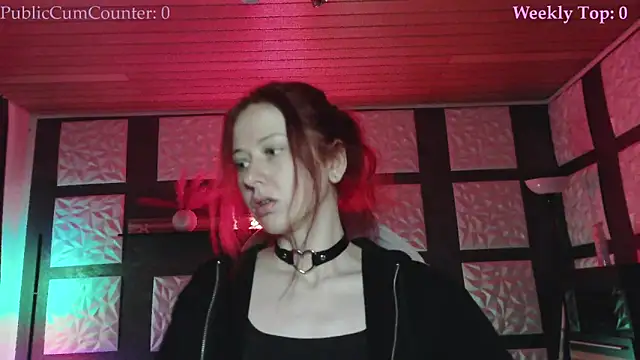 Snapshot of SweetSeraphine chatting on 16, 12, 2025 SweetSeraphine online show from 16, 12, 2025