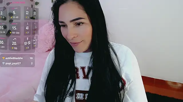 Snapshot of luna_lgomez_ chatting on 11, 3, 2025 luna lgomez  online show from 11, 3, 2025