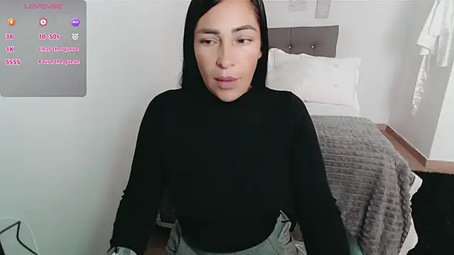 luna lgomez  online show from 27, 11, 2025