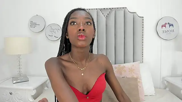 SamantaMarquez online show from 5, 12, 2025