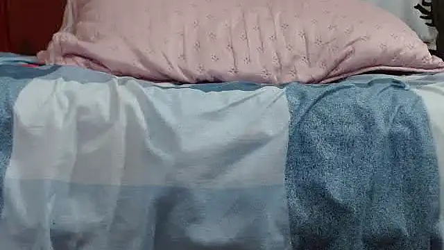 FresitaSquirt24 online show from 16, 4, 2026