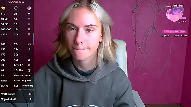 Snapshot of Fiona_Night chatting on 27, 9, 2025 Fiona Night online show from 27, 9, 2025