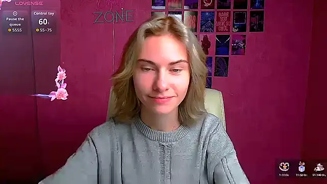 Snapshot of Fiona_Night chatting on 17, 10, 2025 Fiona Night online show from 17, 10, 2025