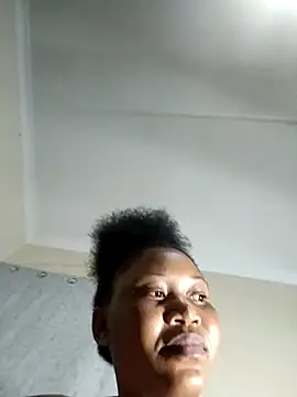 Snapshot of JuicyMilkyTizzy chatting on 3, 3, 2025 JuicyMilkyTizzy online show from 3, 3, 2025