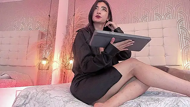 Tahara Romanov online show from 3, 3, 2025