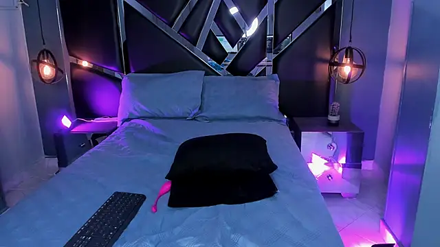 Melissa 23  online show from 22, 3, 2025