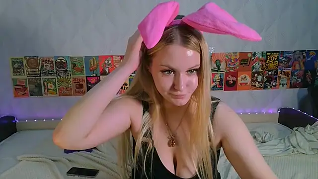 Snapshot of Beatrice_7 chatting on 8, 3, 2025 Beatrice 7 online show from 8, 3, 2025