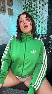 Snapshot of LiraSonnett chatting on 14, 12, 2025 LiraSonnett online show from 14, 12, 2025