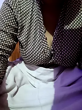 Snapshot of Beautiful_Puja chatting on 14, 3, 2025 Beautiful Puja online show from 14, 3, 2025