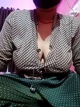 Snapshot of Beautiful_Puja chatting on 21, 3, 2025 Beautiful Puja online show from 21, 3, 2025