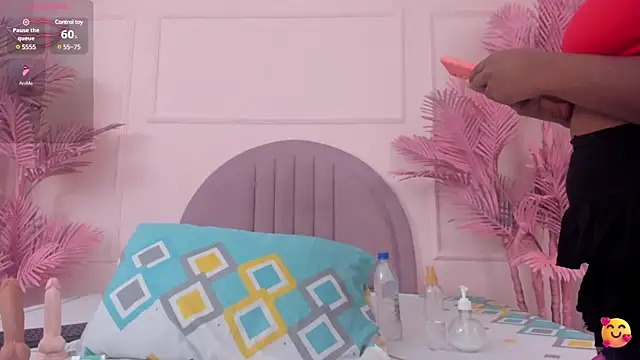 Hanaahquinn online show from 10, 3, 2025