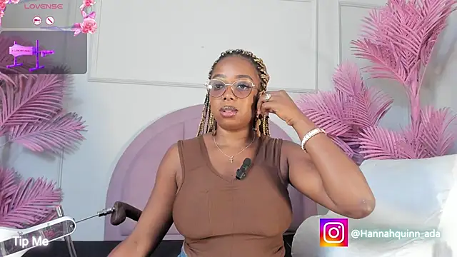 Hanaahquinn online show from 5, 3, 2026