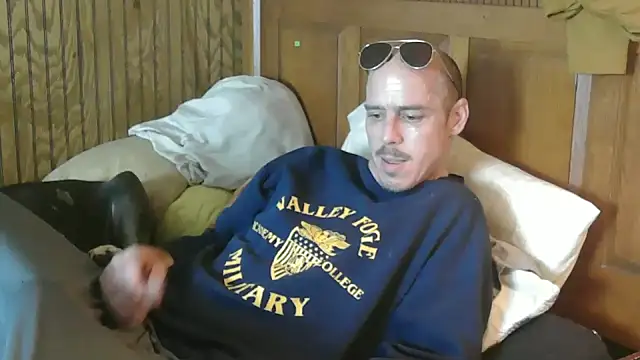 Snapshot of Mac_ThunderCock chatting on 9, 10, 2025 Mac ThunderCock online show from 9, 10, 2025