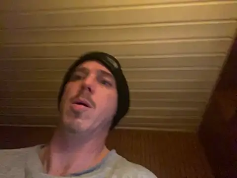 Snapshot of Mac_ThunderCock chatting on 19, 12, 2025 Mac ThunderCock online show from 19, 12, 2025