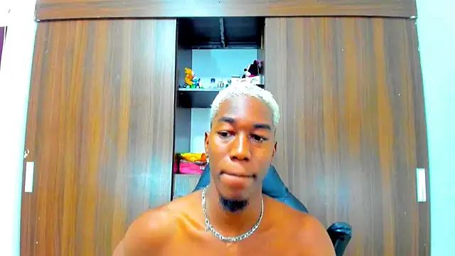 Dreamastercum  online show from 2, 10, 2025