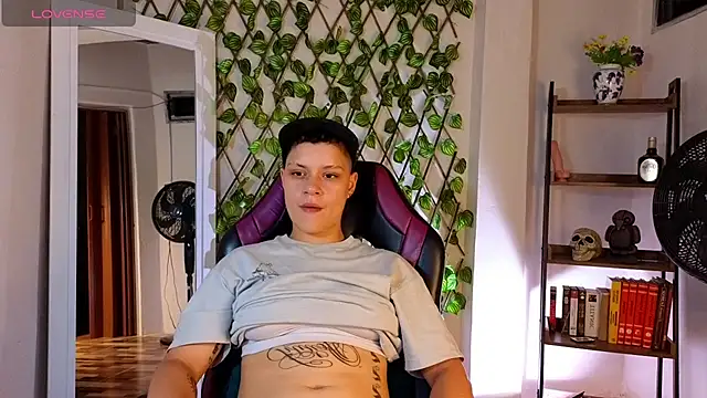 demimoore222 online show from 15, 3, 2025