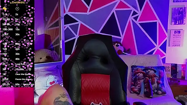 demimoore222 online show from 8, 4, 2026