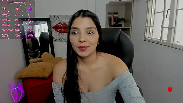 Snapshot of issa__nassar chatting on 26, 9, 2025 issa nassar online show from 26, 9, 2025