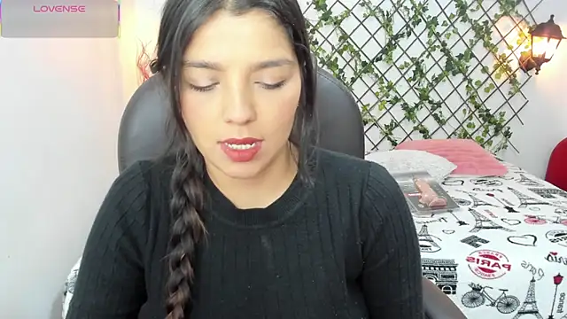 Snapshot of issa__nassar chatting on 15, 10, 2025 issa nassar online show from 15, 10, 2025