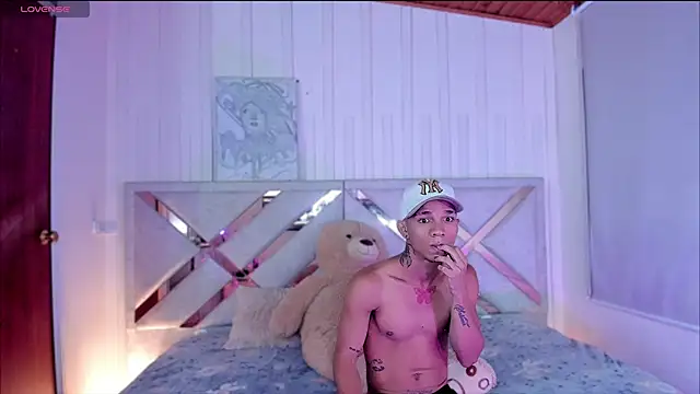 Snapshot of CRAZY-BOY99 chatting on 9, 3, 2025 CRAZY-BOY99 online show from 9, 3, 2025