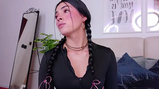 SaritaBratz online show from 14, 11, 2025