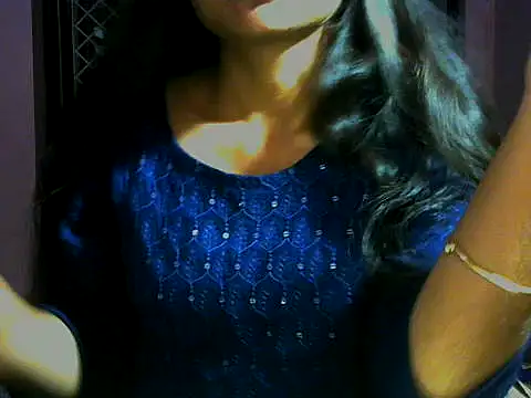 Snapshot of mayra89 chatting on 8, 11, 2025 mayra89 online show from 8, 11, 2025