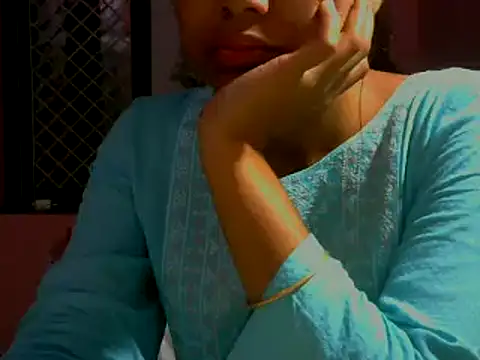 Snapshot of mayra89 chatting on 22, 11, 2025 mayra89 online show from 22, 11, 2025