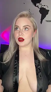 April Vancee online show from 8, 10, 2025