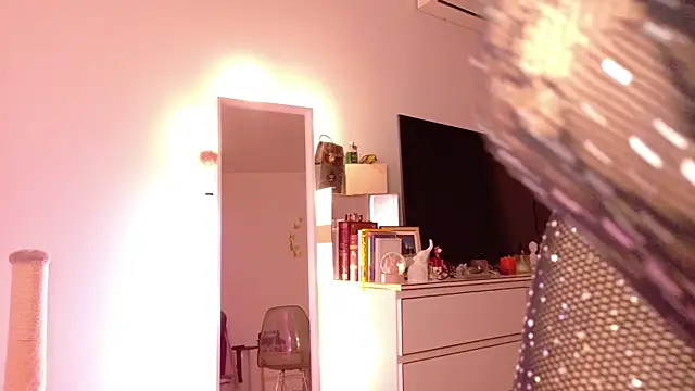 MiaKnoxxx online show from 5, 1, 2026