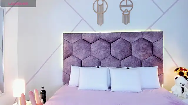 Snapshot of aurora_collinss_ chatting on 30, 10, 2025 aurora collinss online show from 30, 10, 2025