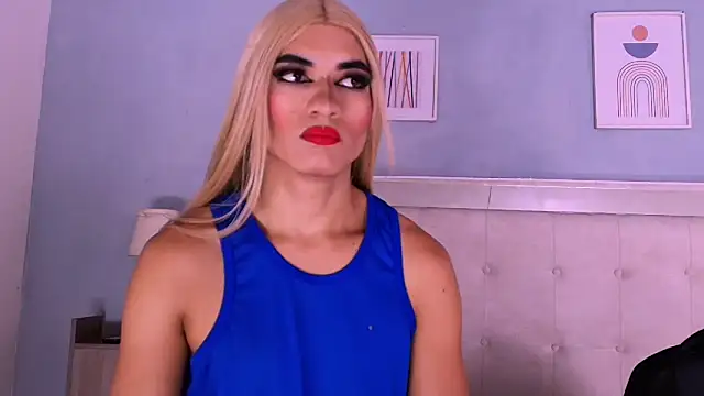 Snapshot of Emily_Castillo_1 chatting on 3, 10, 2025 Emily Castillo 1 online show from 3, 10, 2025