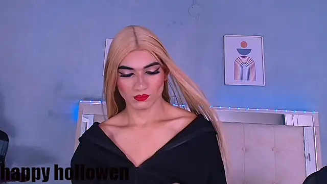 Snapshot of Emily_Castillo_1 chatting on 15, 10, 2025 Emily Castillo 1 online show from 15, 10, 2025