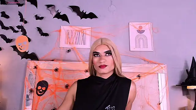 Snapshot of Emily_Castillo_1 chatting on 24, 10, 2025 Emily Castillo 1 online show from 24, 10, 2025