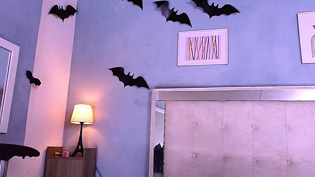 Snapshot of Emily_Castillo_1 chatting on 27, 11, 2025 Emily Castillo 1 online show from 27, 11, 2025