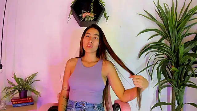 Snapshot of Mia_Montess chatting on 3, 3, 2025 Mia Montess online show from 3, 3, 2025