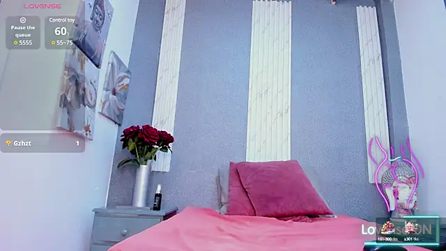 Lucy Canel online show from 6, 3, 2025