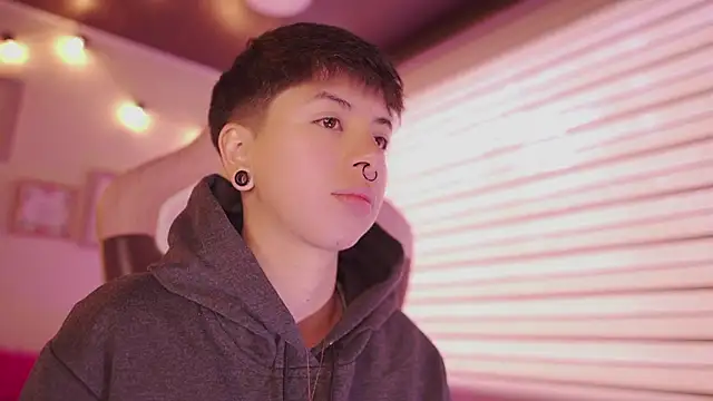 tommy blue online show from 25, 2, 2026