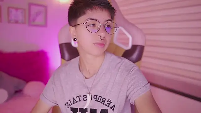 tommy blue online show from 6, 4, 2026