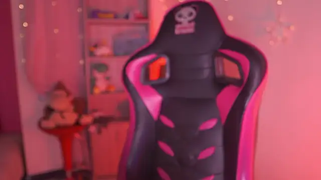 tommy blue online show from 16, 4, 2026