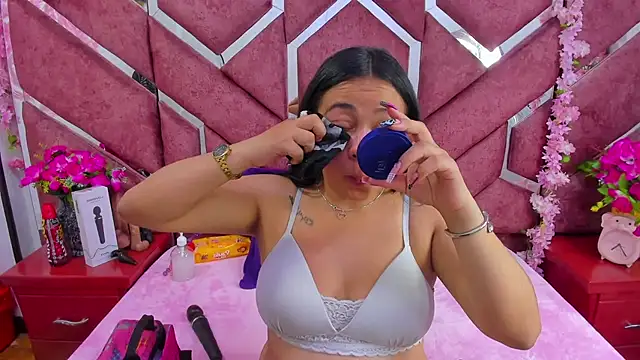  Violeta 18 online show from 21, 10, 2025