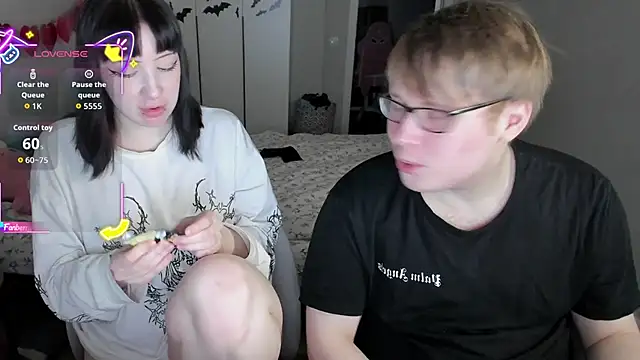 Snapshot of JayMollyy chatting on 10, 2, 2026 JayMollyy online show from 10, 2, 2026