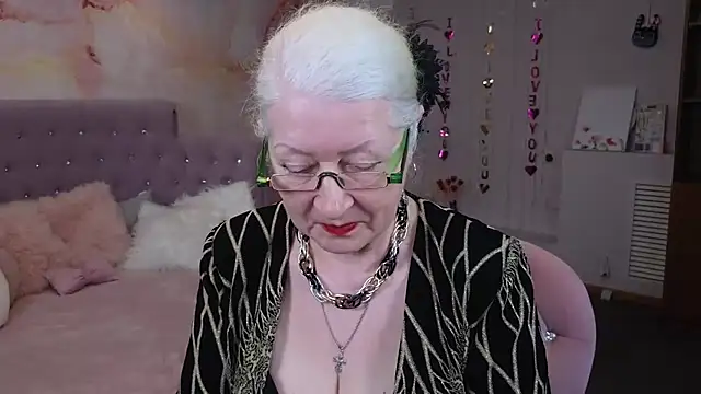 Maya Mayflower online show from 18, 3, 2025