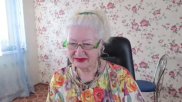 Maya Mayflower online show from 21, 9, 2025