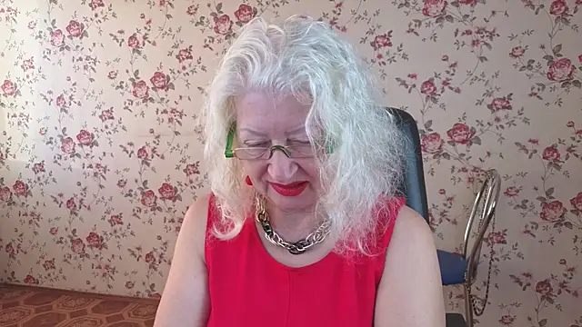 Maya Mayflower online show from 30, 9, 2025