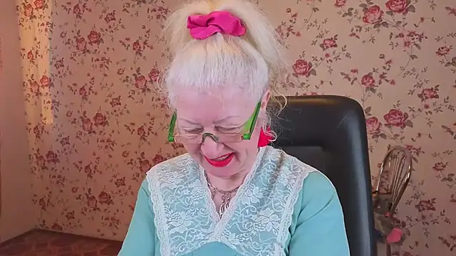 Maya Mayflower online show from 24, 3, 2026