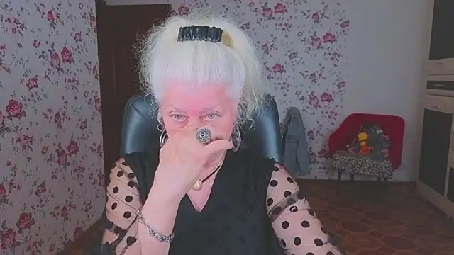 Maya Mayflower online show from 1, 6, 2026