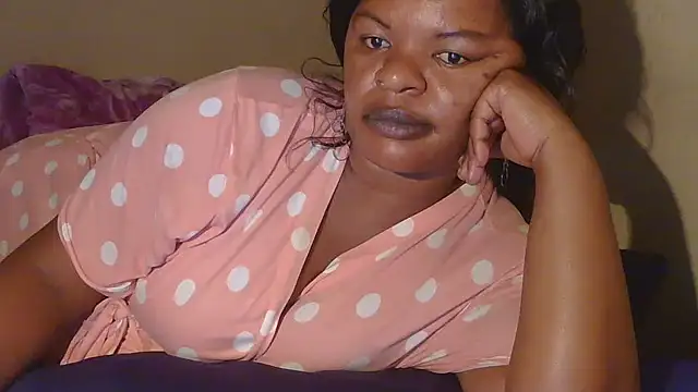 Snapshot of ebony_rose11 chatting on 13, 2, 2025 ebony rose11 online show from 13, 2, 2025