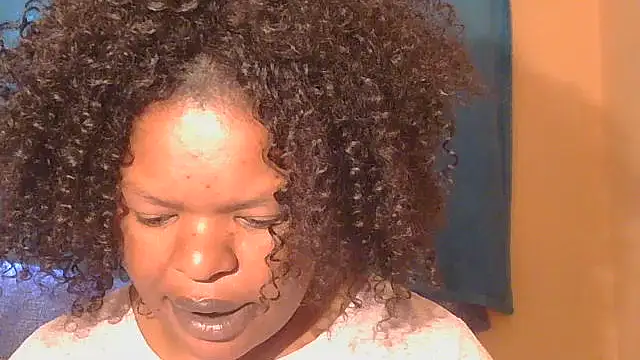 Snapshot of ebony_rose11 chatting on 14, 9, 2025 ebony rose11 online show from 14, 9, 2025